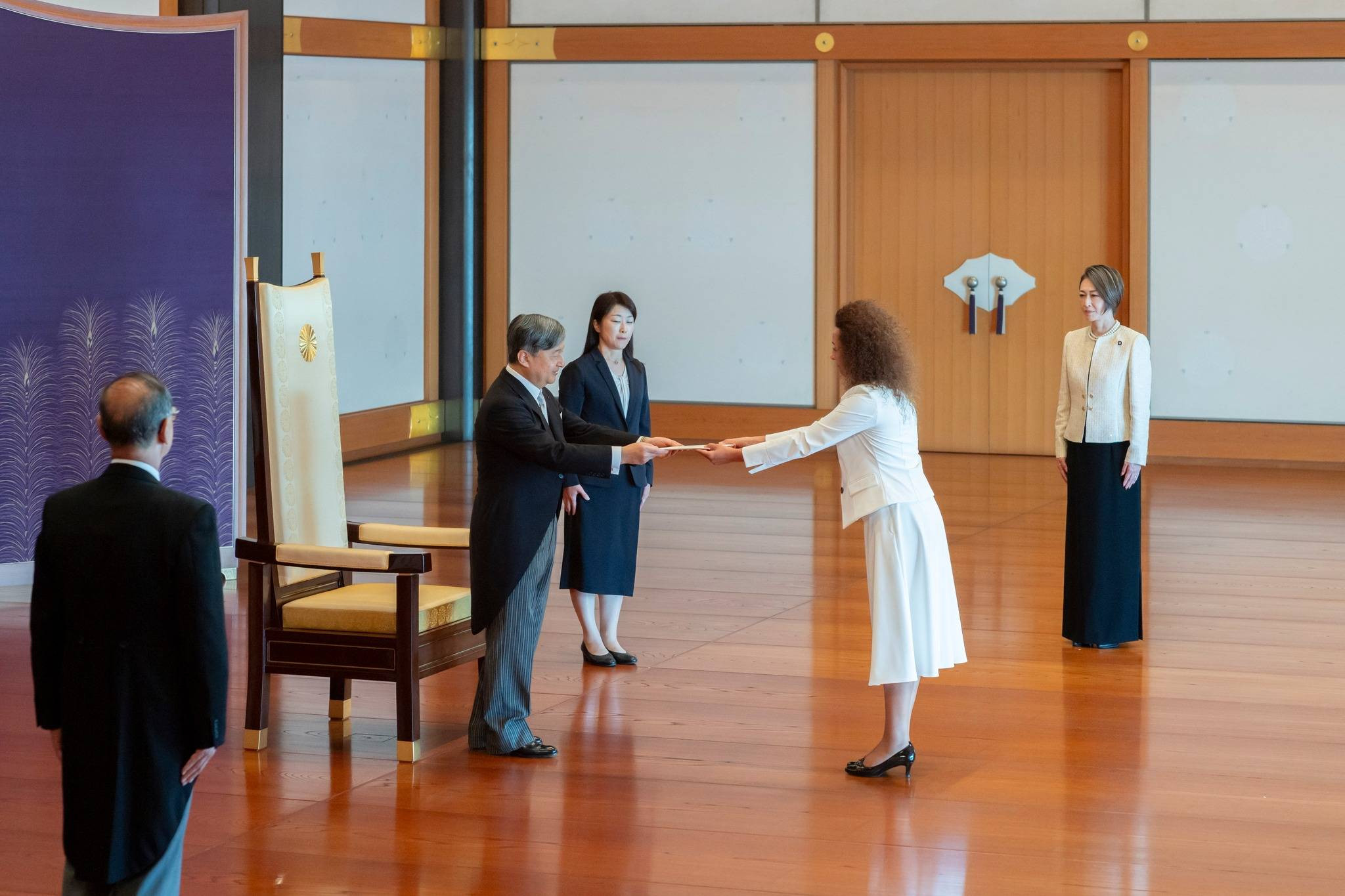 Ambassador of Armenia to Japan presented her Credentials to the Emperor of the country